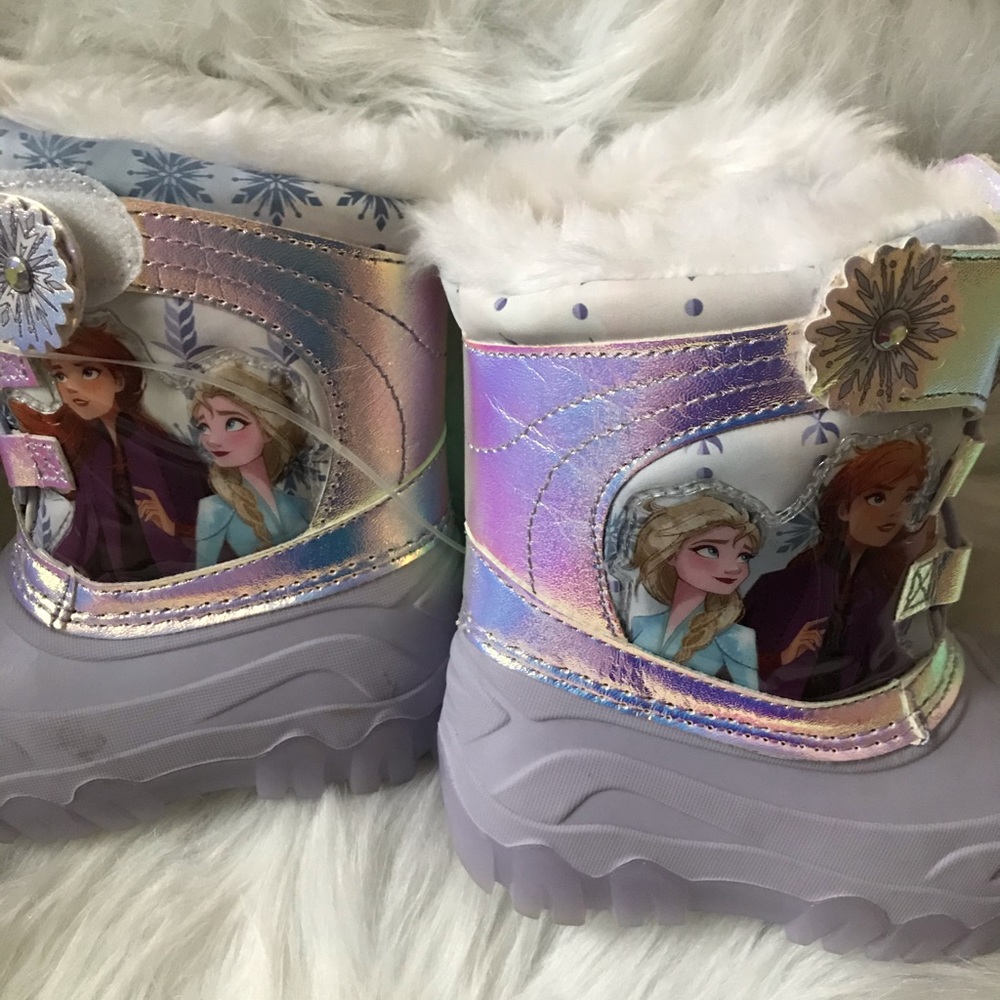 Disney Frozen 2 Boot - Picture 4 of 13